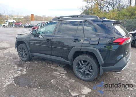 2022 Toyota Rav4 Adventure z USA, uszkodzony, nr VIN 2T3J1RFV1NW253646